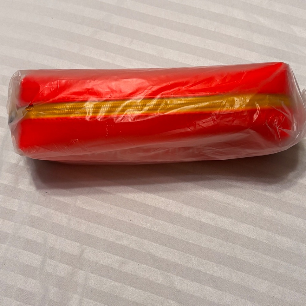 Happy Jackson London  Pencil Case Orange with Yellow Zipper - Picture 8 of 9